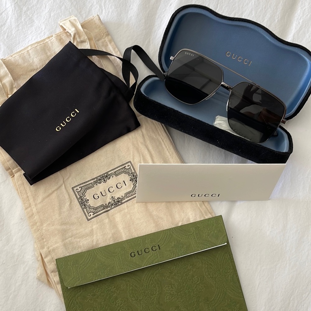New Gucci Navigator Metallic Grey Sunglasses (unisex)